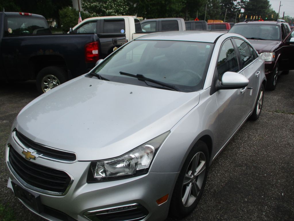 2015 Chevrolet Cruze Image 3