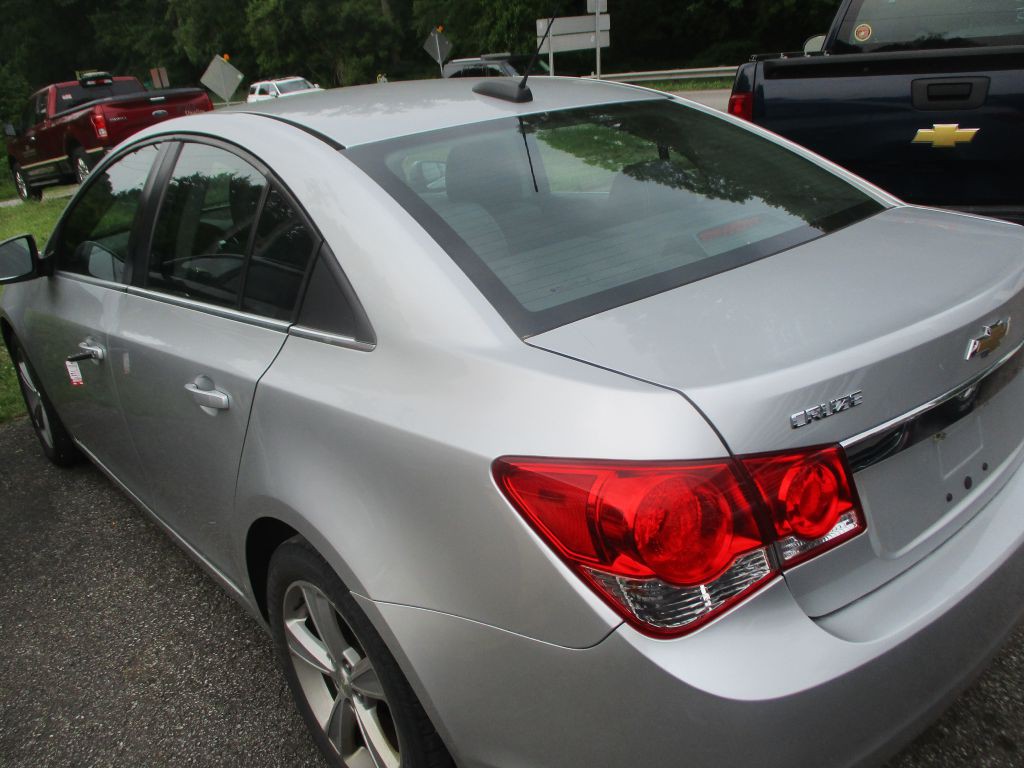 2015 Chevrolet Cruze Image 4