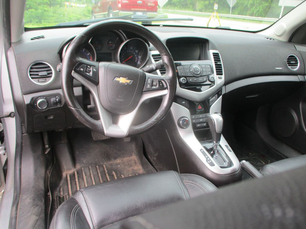 2015 Chevrolet Cruze Image 12