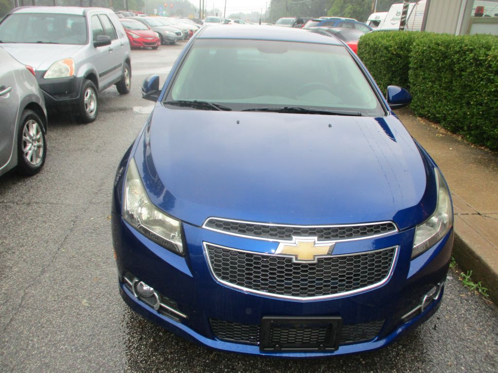 2012 Chevrolet Cruze Image 3