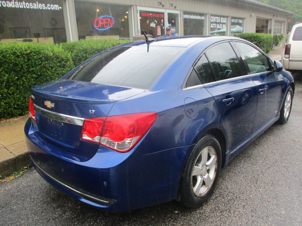 2012 Chevrolet Cruze Image 4