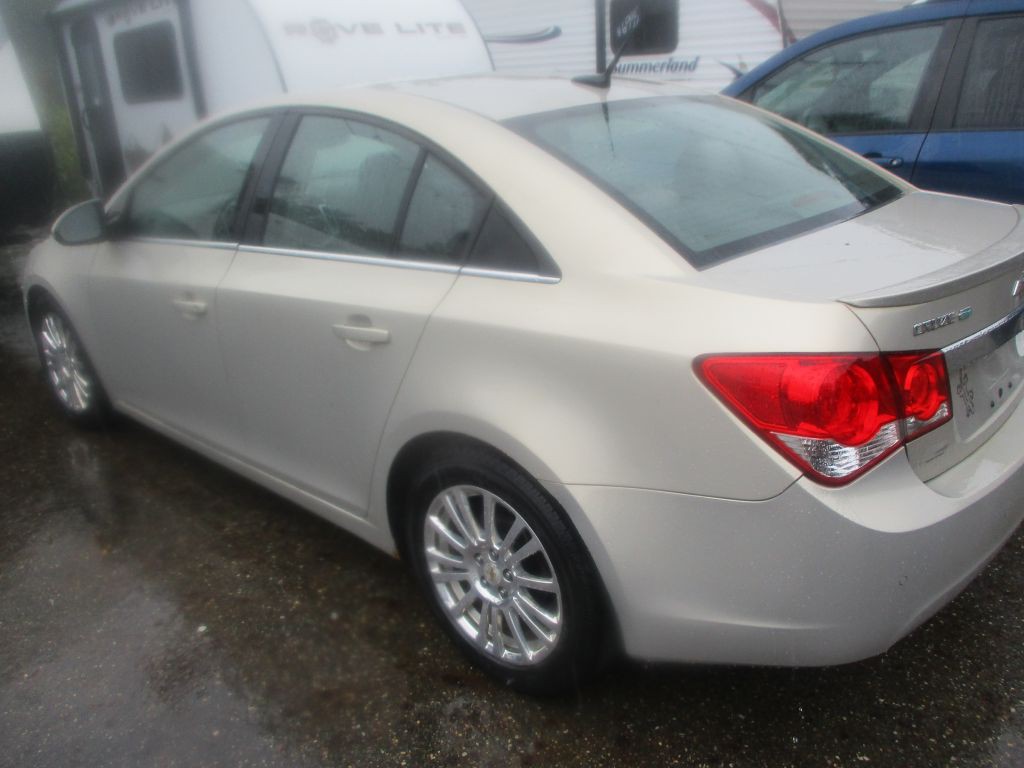 2011 Chevrolet Cruze Image 6