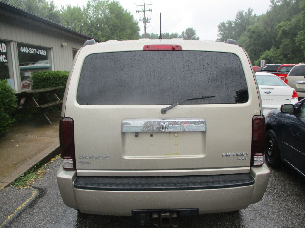 2010 Dodge Nitro Image 3
