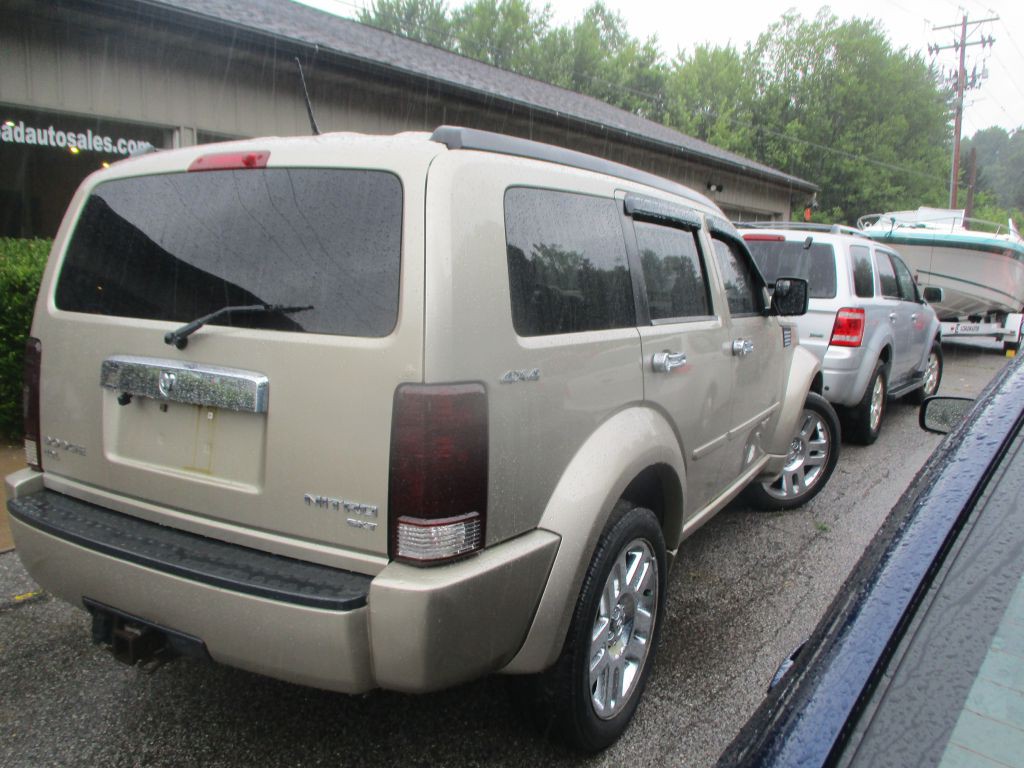 2010 Dodge Nitro Image 4
