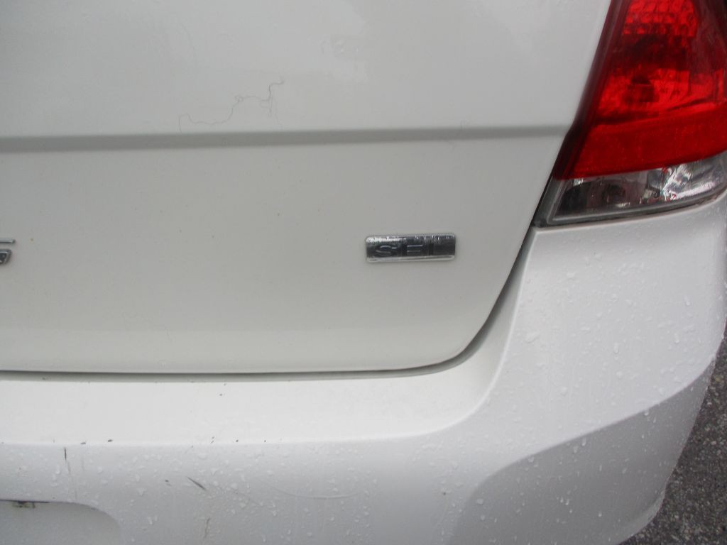 2010 Ford Focus Image 6