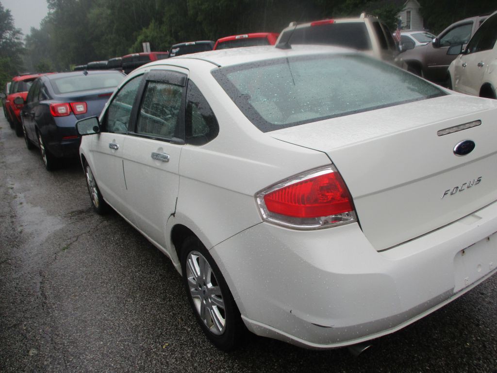 2010 Ford Focus Image 7