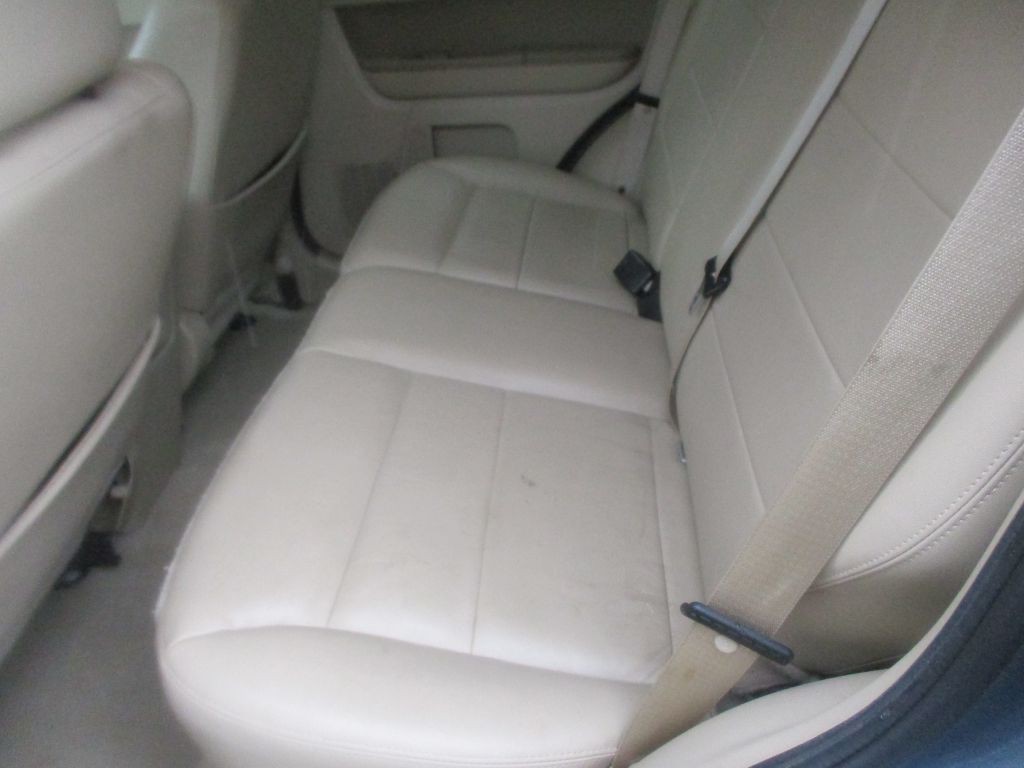 2011 Ford Escape Image 8