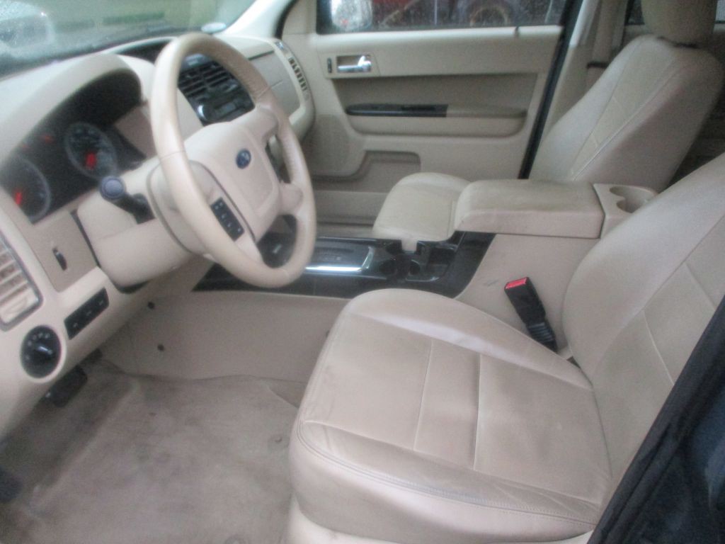 2011 Ford Escape Image 10