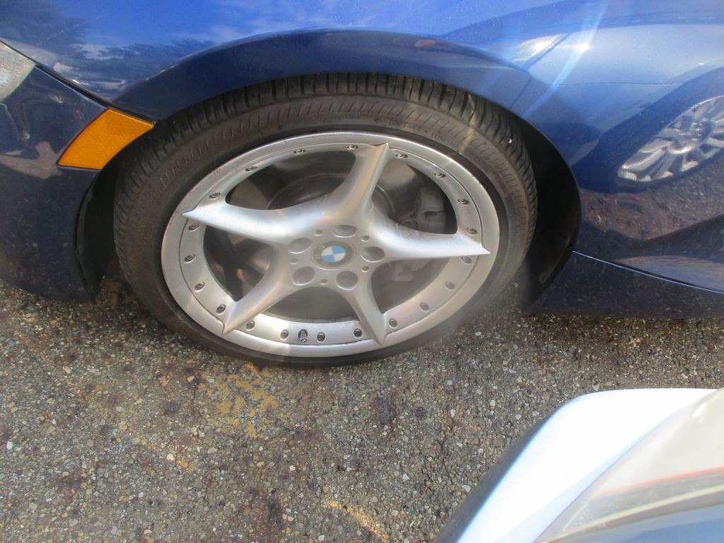 2007 BMW Z4 Image 3