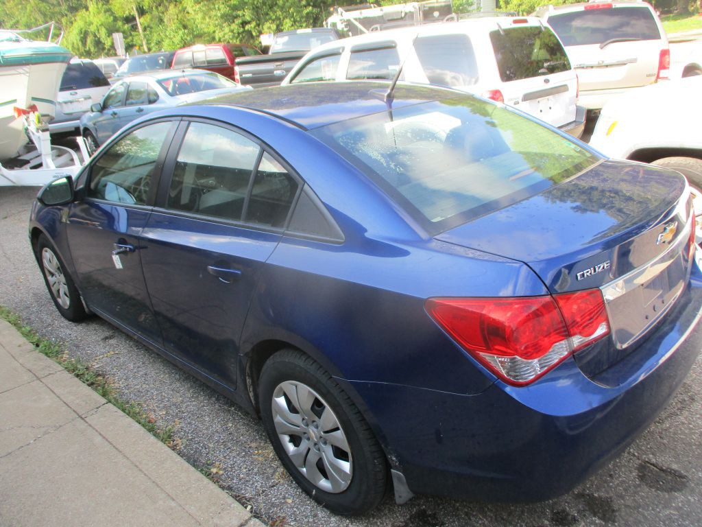 2013 Chevrolet Cruze Image 5