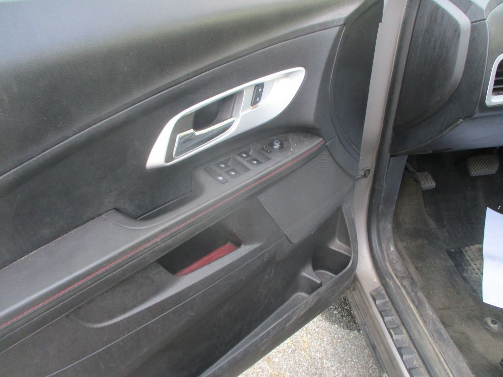 2012 Chevrolet Equinox Image 8