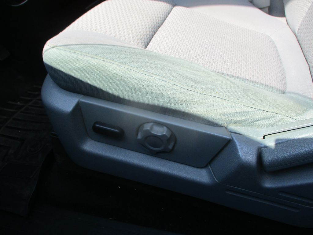 2012 Ford F-150 Image 12