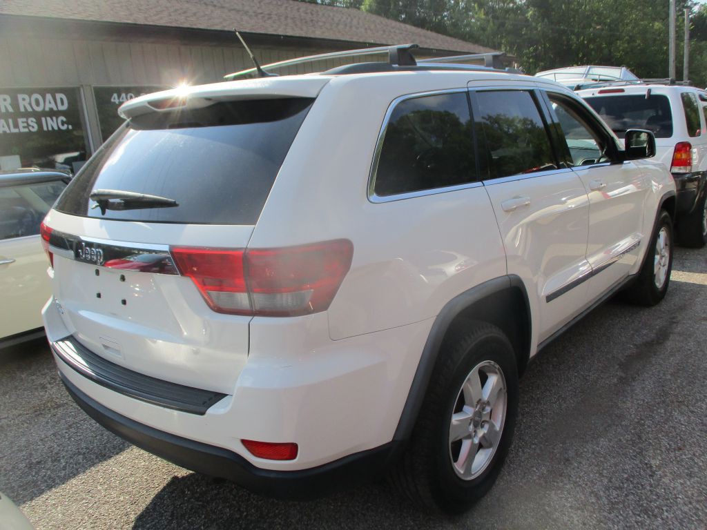 2011 Jeep Grand Cherokee Image 4