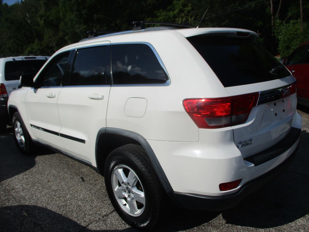2011 Jeep Grand Cherokee Image 5
