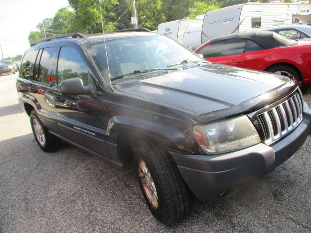 2004 Jeep Grand Cherokee Image 2