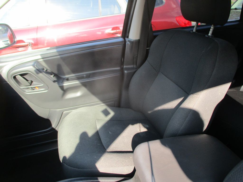 2004 Jeep Grand Cherokee Image 12