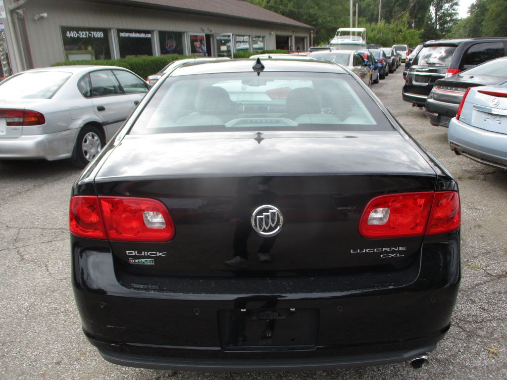 2011 Buick Lucerne Image 5
