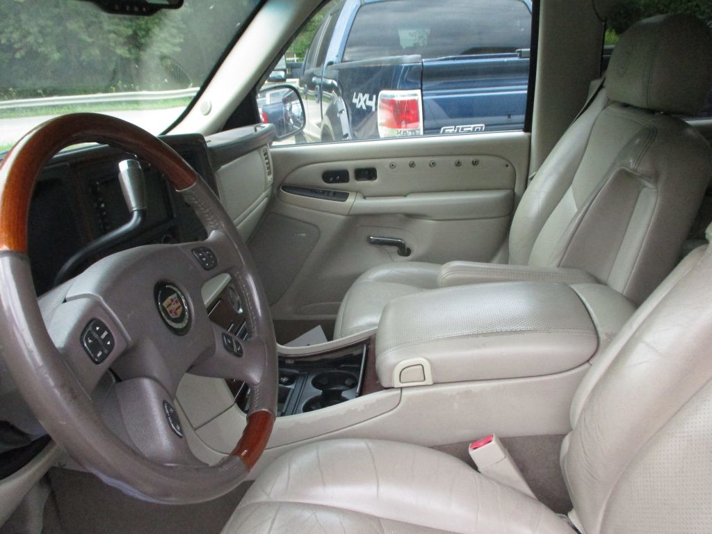 2006 Cadillac Escalade Image 11