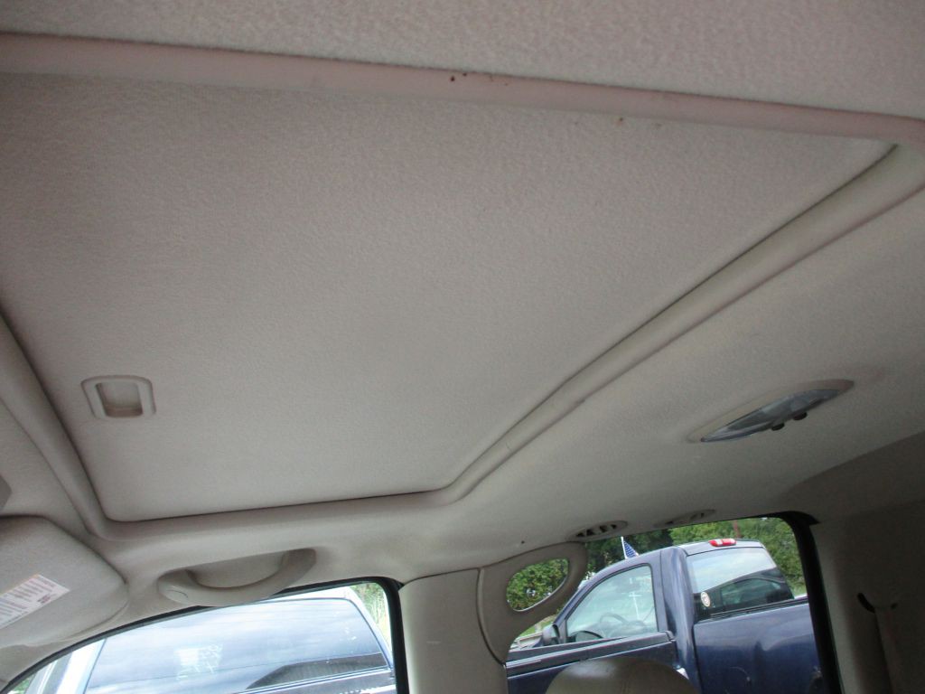 2006 Cadillac Escalade Image 12