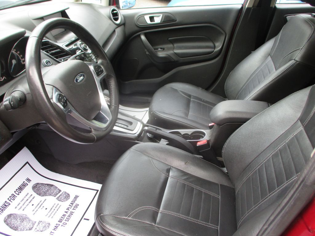 2015 Ford Fiesta Image 10