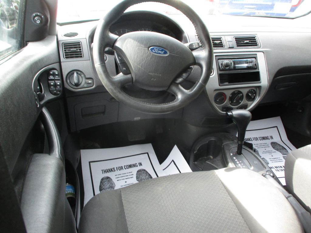 2007 Ford Focus Image 7
