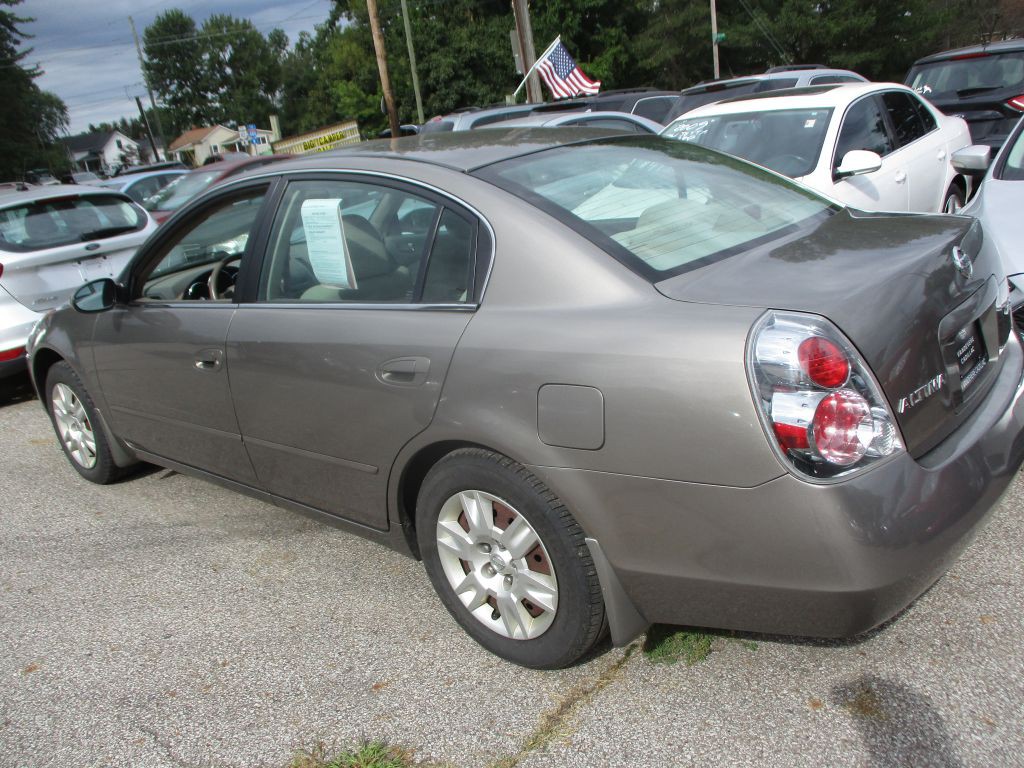 2005 Nissan Altima Image 6
