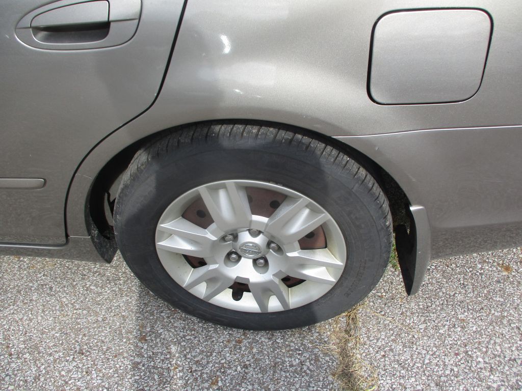 2005 Nissan Altima Image 7
