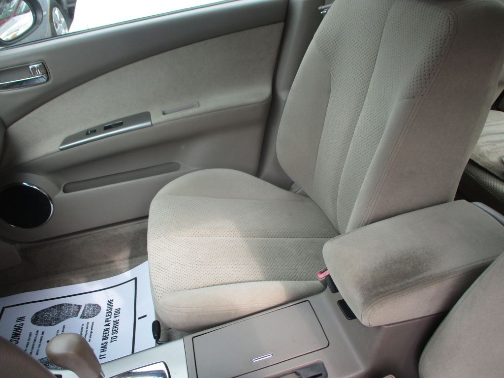 2005 Nissan Altima Image 11