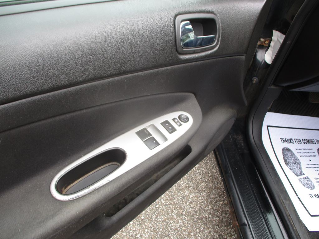 2009 Chevrolet Cobalt Image 8