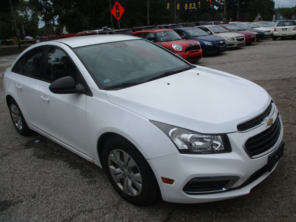 2016 Chevrolet Cruze Image 1