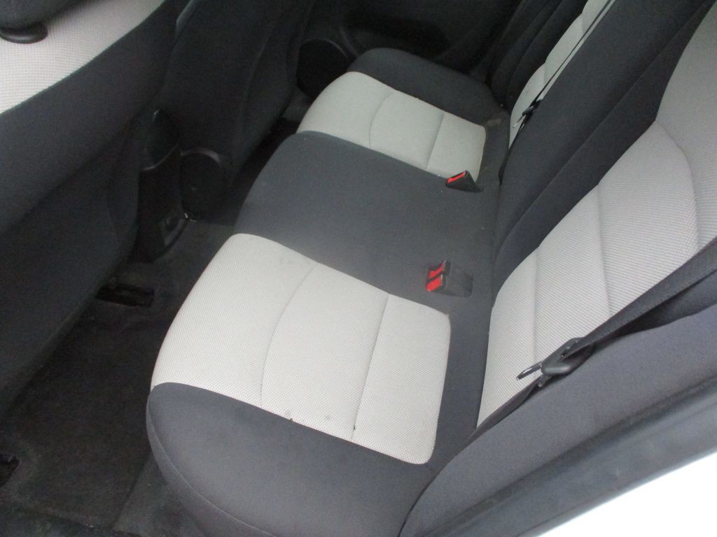 2016 Chevrolet Cruze Image 6
