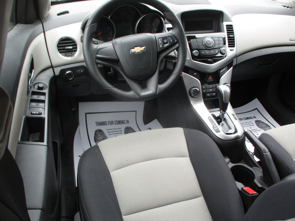 2016 Chevrolet Cruze Image 7