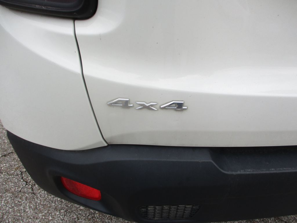 2016 Jeep Renegade Image 7