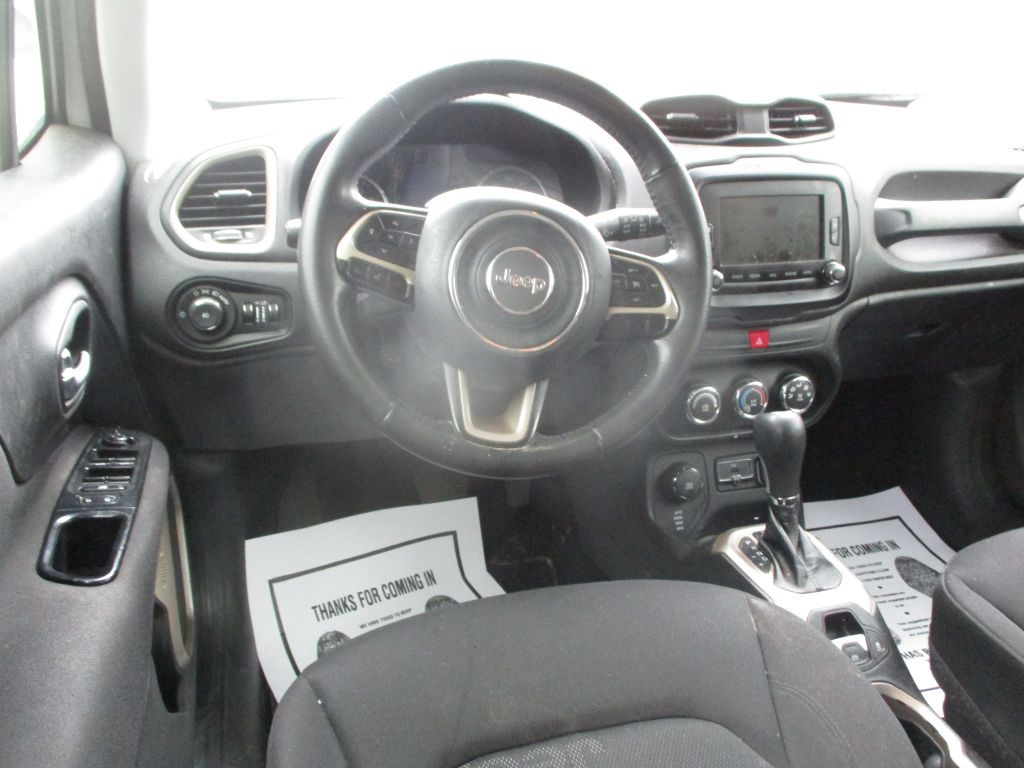 2016 Jeep Renegade Image 10