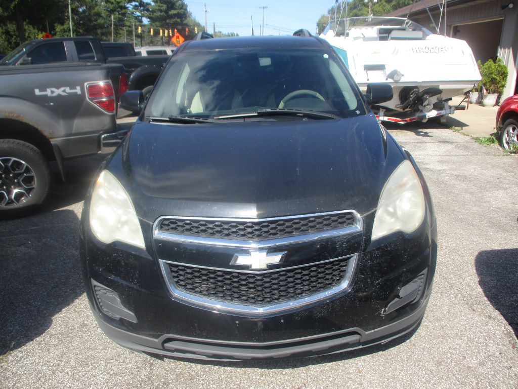 2010 Chevrolet Equinox Image 2