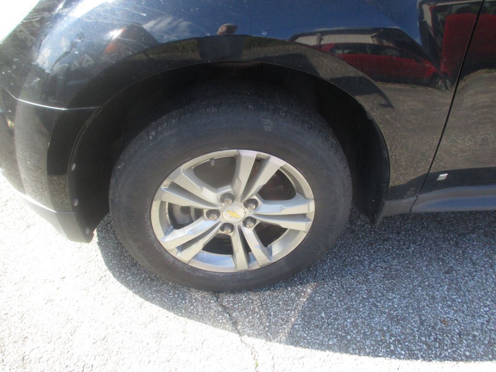 2010 Chevrolet Equinox Image 4