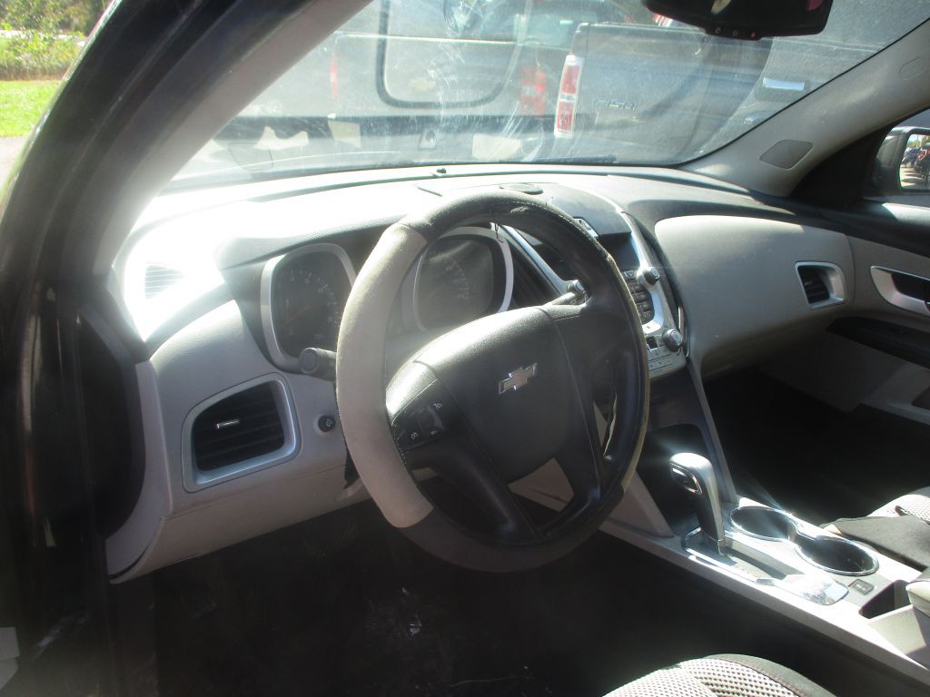 2010 Chevrolet Equinox Image 9