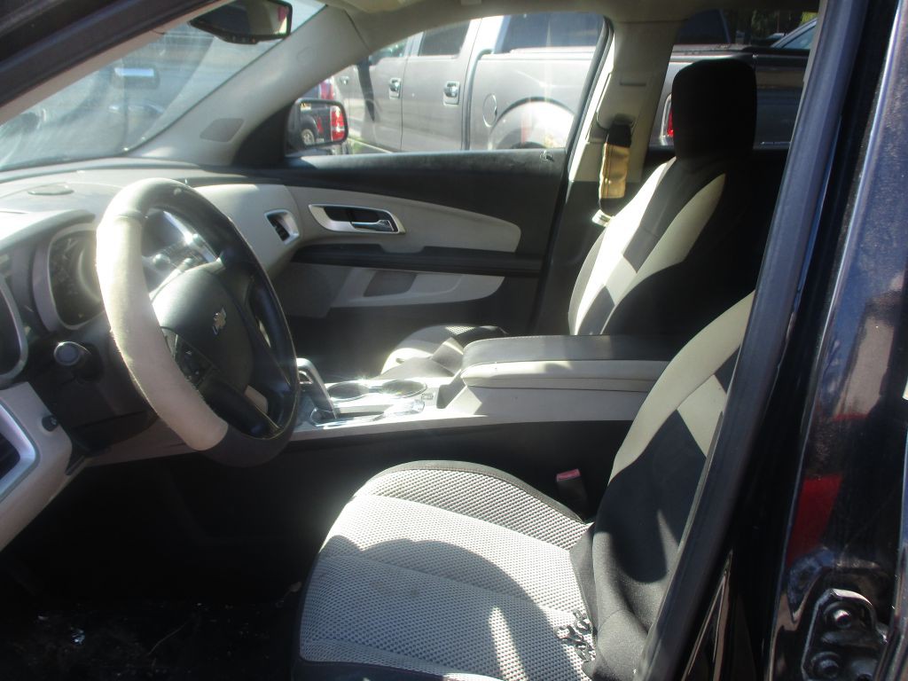 2010 Chevrolet Equinox Image 11
