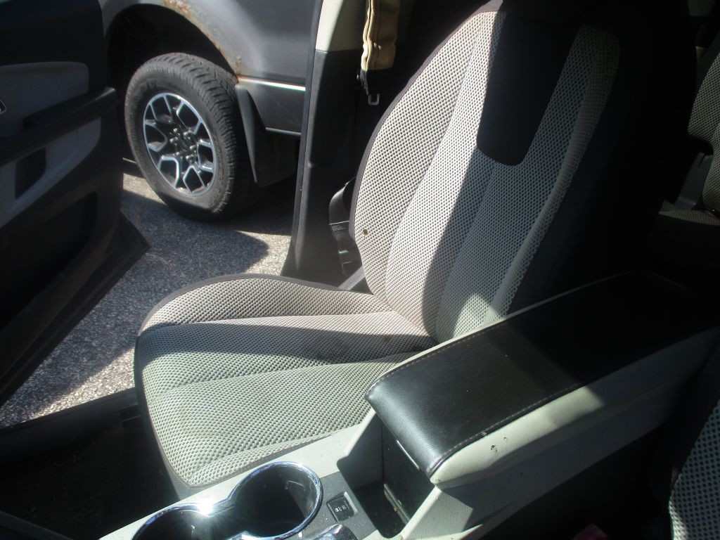2010 Chevrolet Equinox Image 15