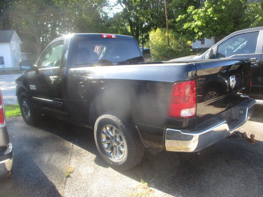 2014 RAM 1500 Image 4