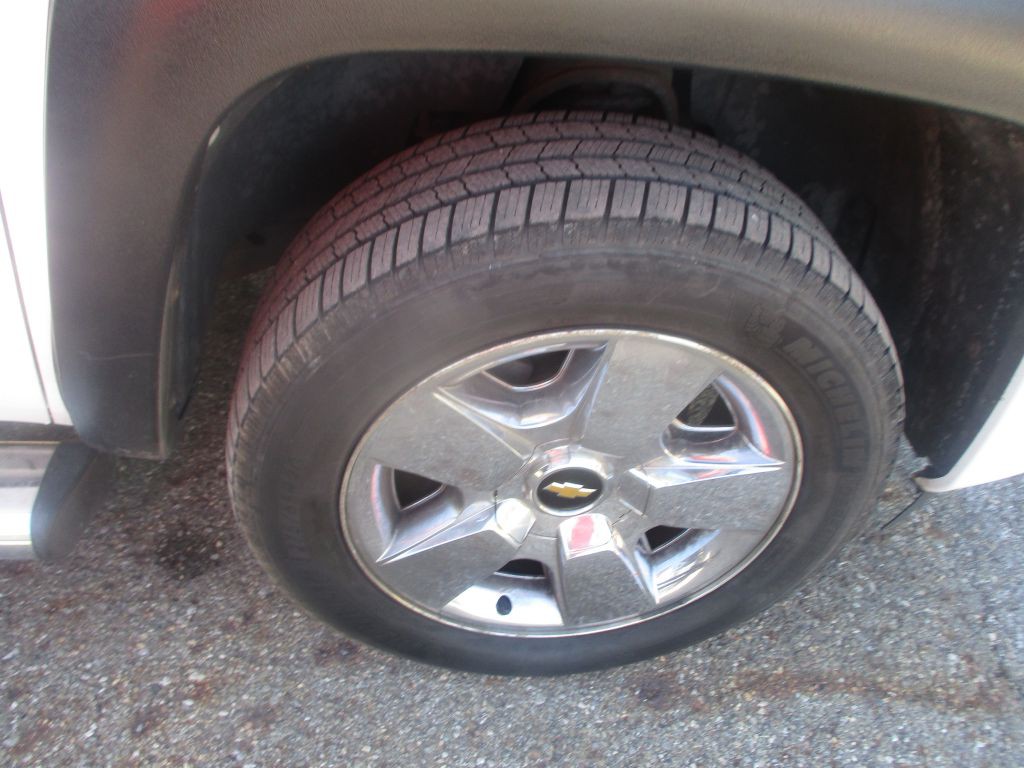 2011 Chevrolet Silverado 1500 Image 6