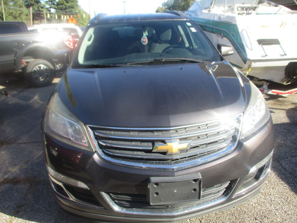 2016 Chevrolet Traverse Image 2