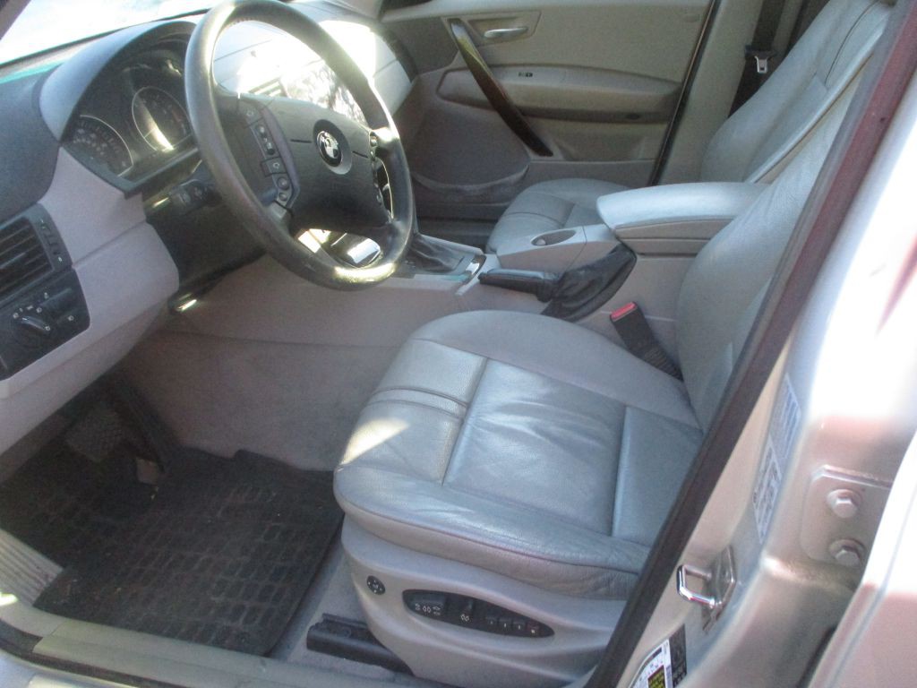 2006 BMW X3 Image 9