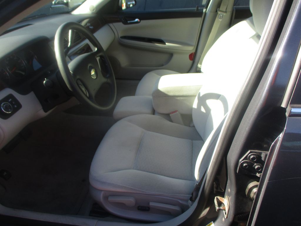 2009 Chevrolet Impala Image 9