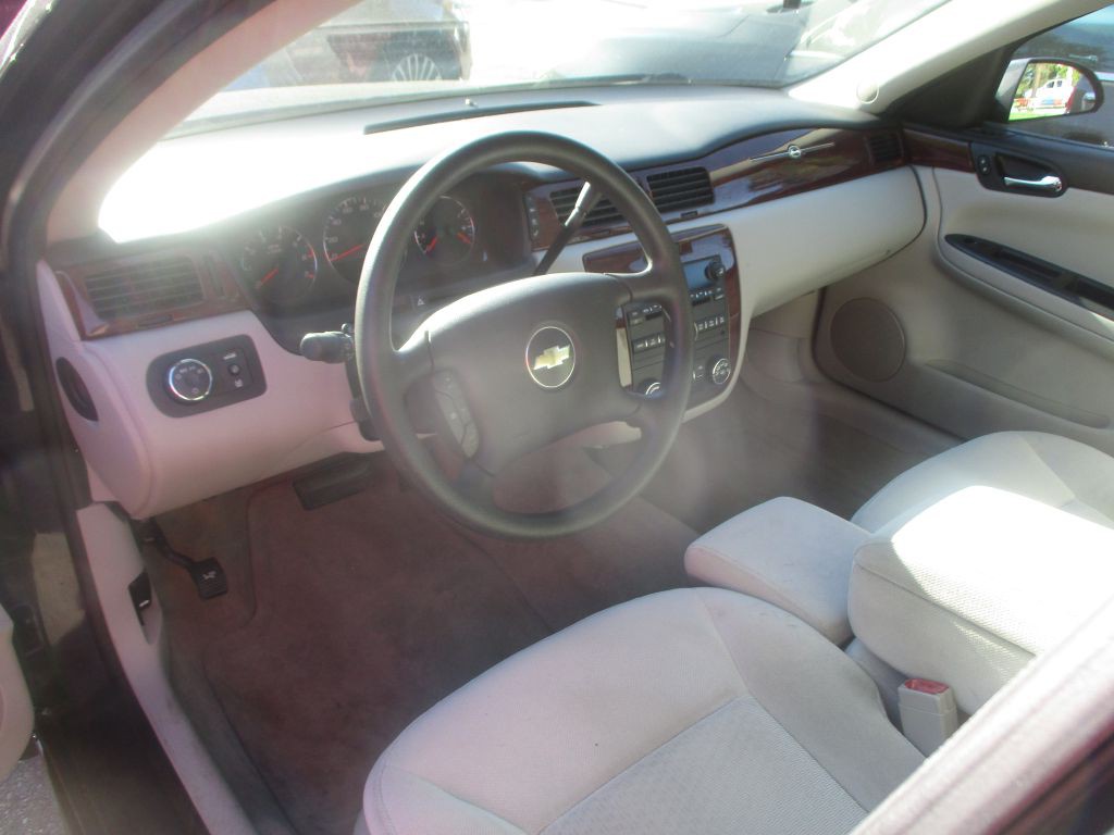 2009 Chevrolet Impala Image 12