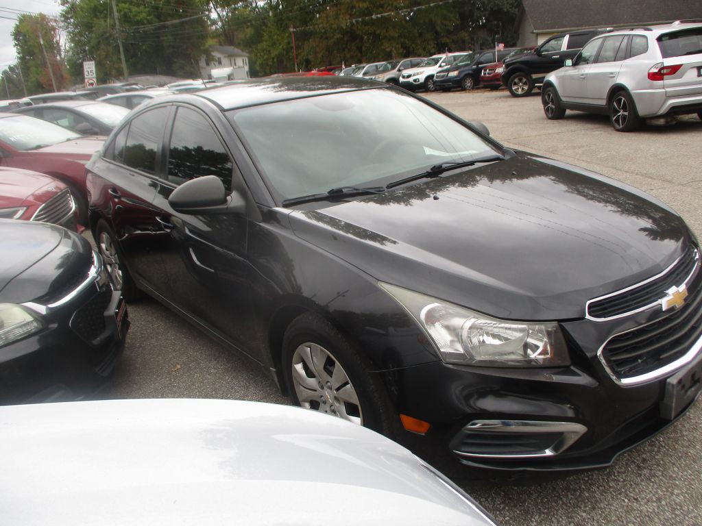 2015 Chevrolet Cruze Image 4