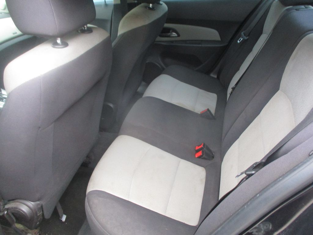 2015 Chevrolet Cruze Image 9