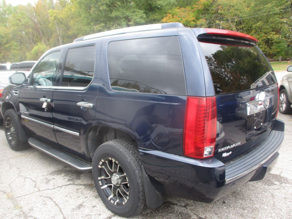 2007 Cadillac Escalade Image 4