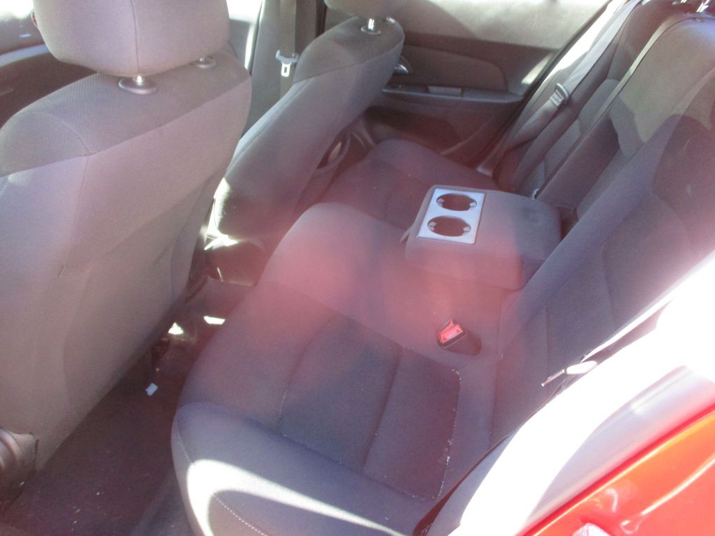 2014 Chevrolet Cruze Image 7