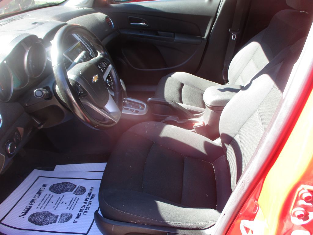 2014 Chevrolet Cruze Image 11